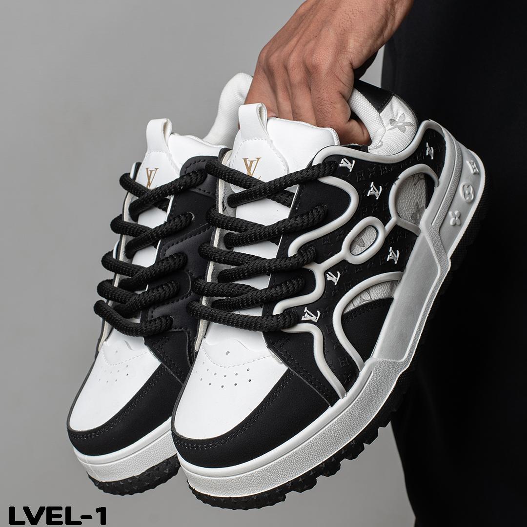 كوتش LV
