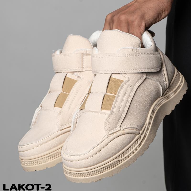 كوتش LAKOT 
